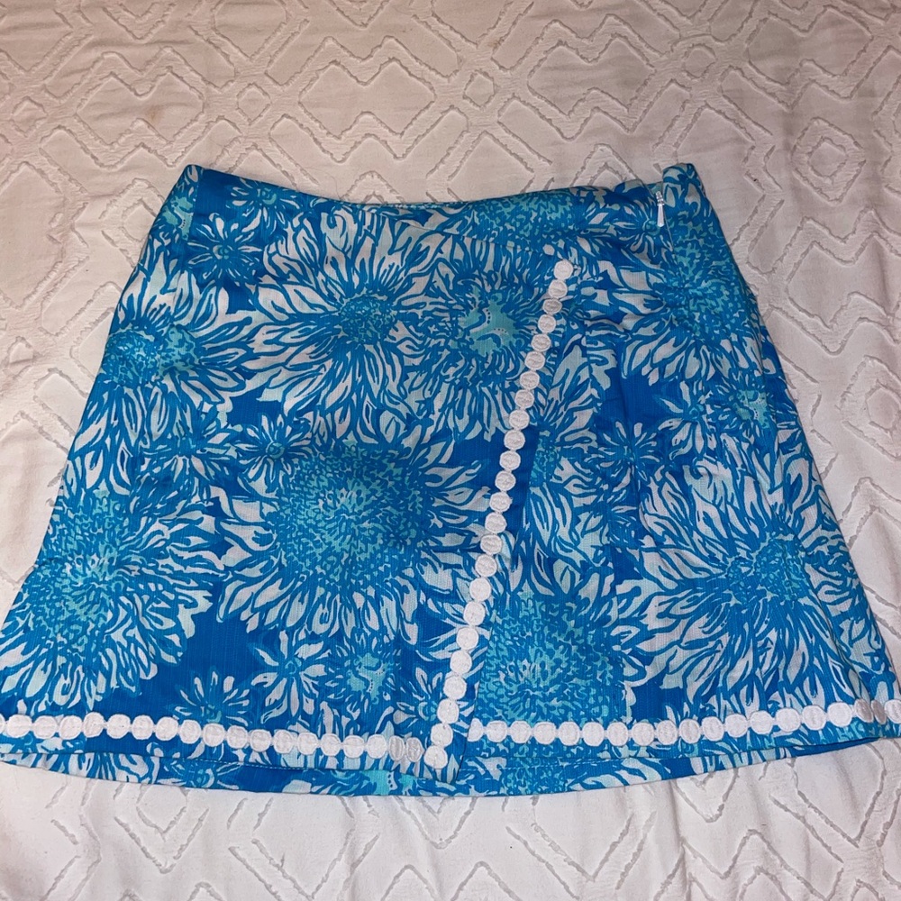 BLUE AND WHITE LILY PULITZER SKIRT